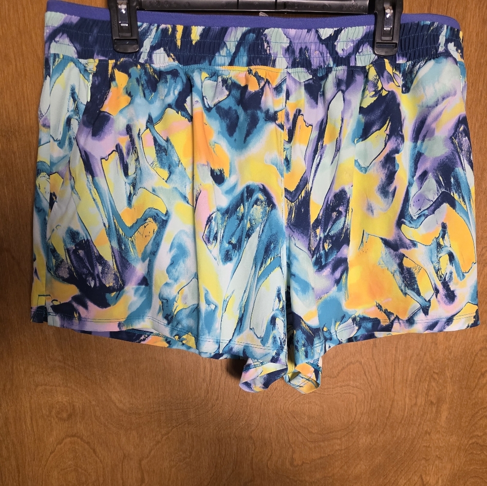 Women's Tek Gear Mid Rise Shorts w/Built In Panty